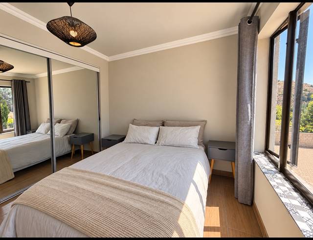 2 BEDROOM APARTMENT FOR SALE IN NORTHCLIFF